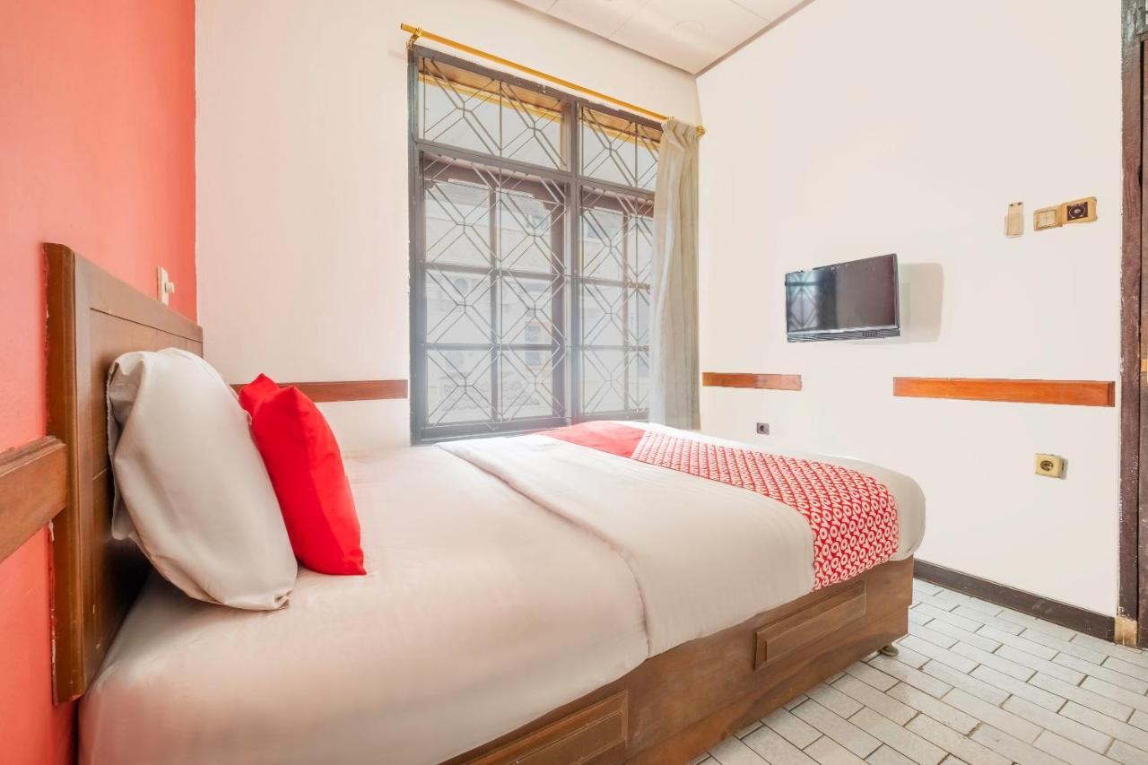 Oyo 1945 Hotel Bali Indah Bandung Ngoại thất bức ảnh