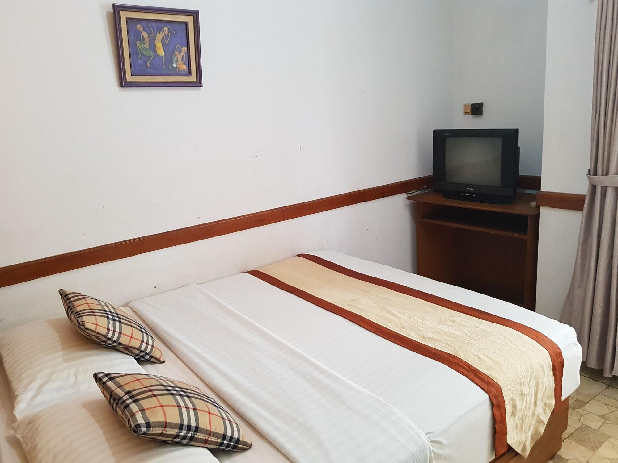 Oyo 1945 Hotel Bali Indah Bandung Ngoại thất bức ảnh