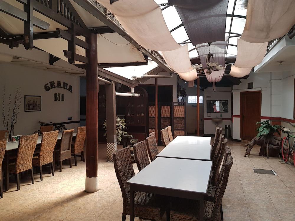 Oyo 1945 Hotel Bali Indah Bandung Ngoại thất bức ảnh