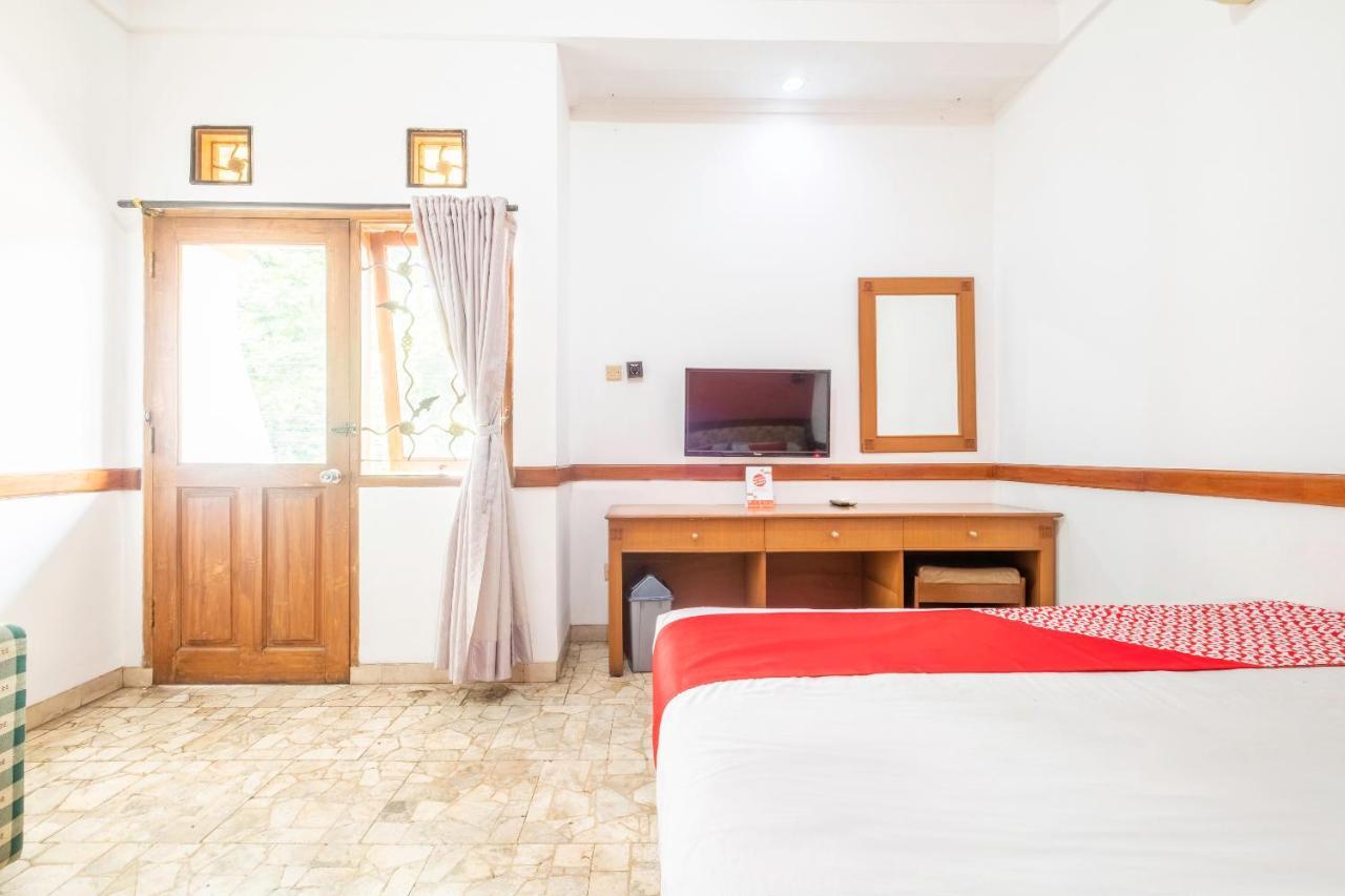 Oyo 1945 Hotel Bali Indah Bandung Ngoại thất bức ảnh
